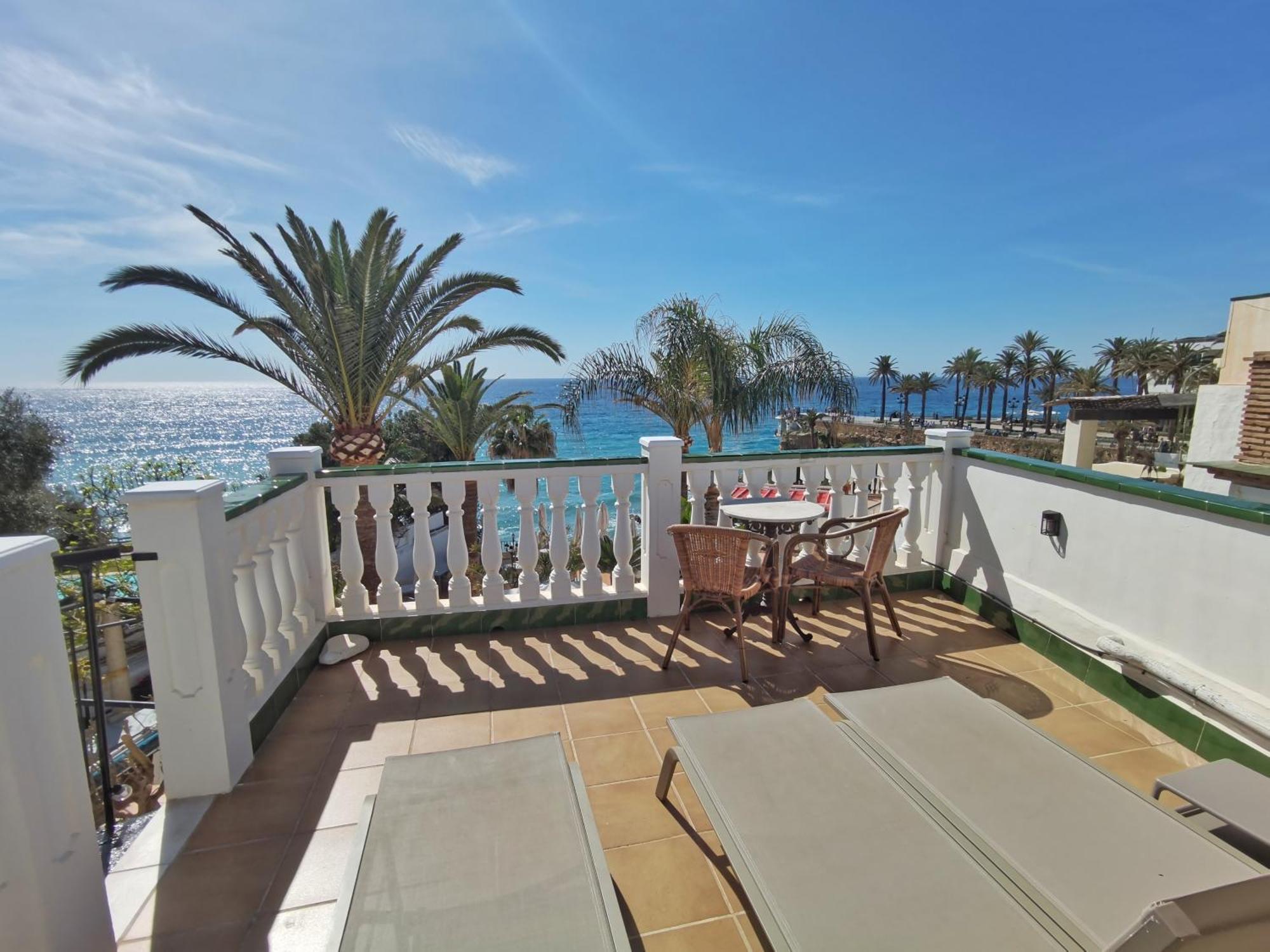 Villa Carabeo Nerja Extérieur photo