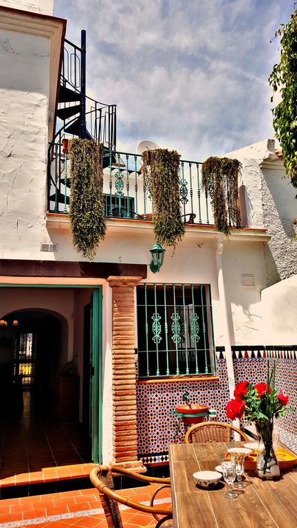 Villa Carabeo Nerja Extérieur photo